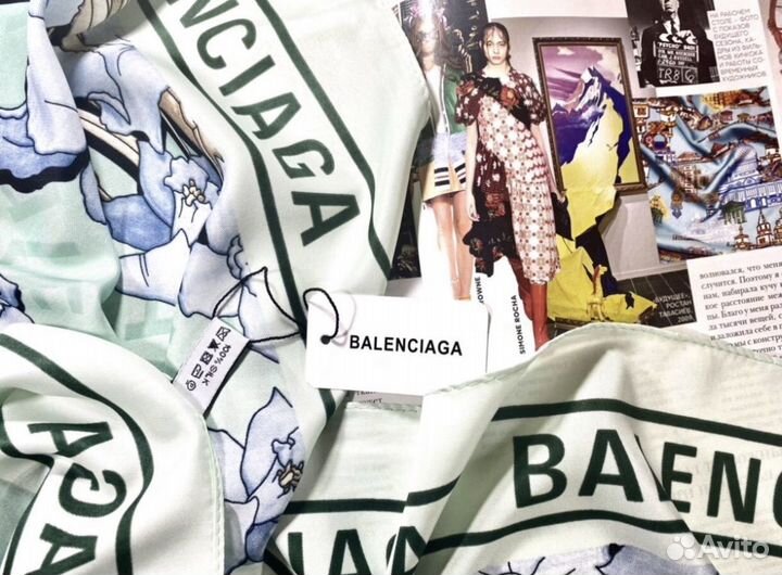 Платок пашмина шейный шарфик Balensiaga