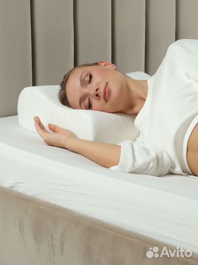 Анатомическая подушка для сна с эффектом памяти. К