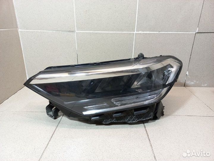 Фара левая Volkswagen Polo 6