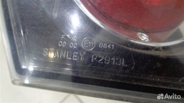 Фонарь задний внутренний левый Mazda 3 bk 2003-20