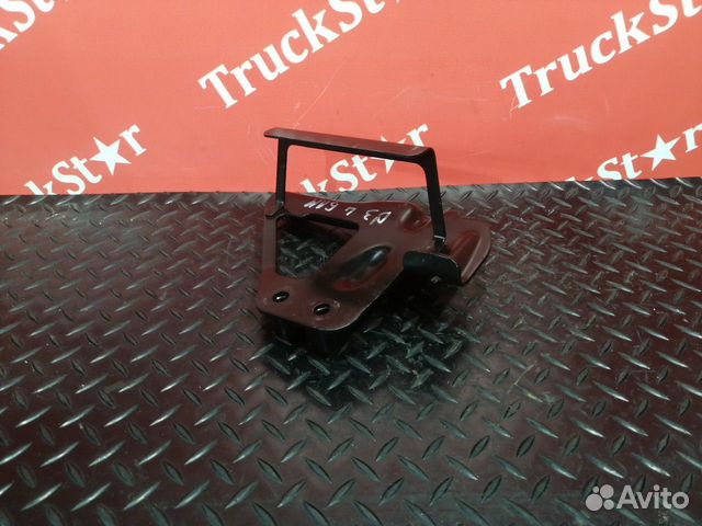 Кронштейн бампера левый Daf XF106