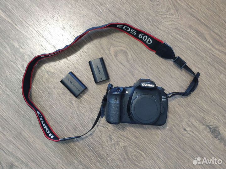 Зеркальный фотоаппарат canon 60d