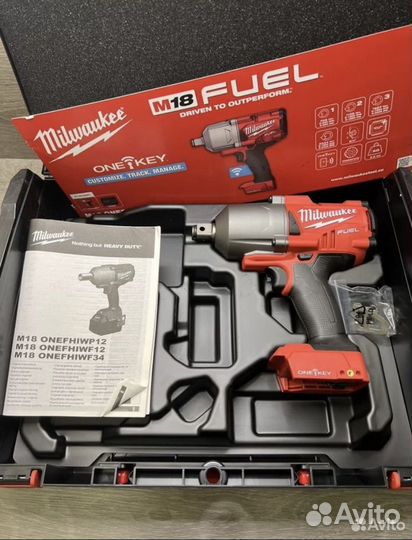 Аккумуляторный гайковерт Milwaukee M18 onefhiwf34