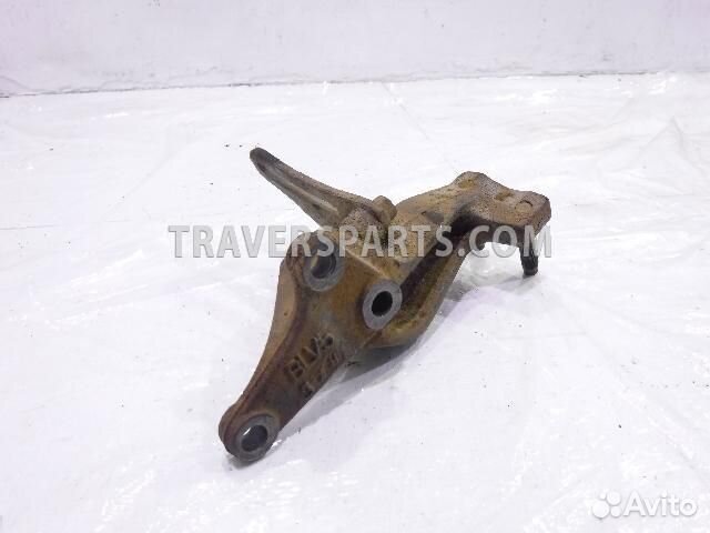 Кронштейн двигателя Мазда