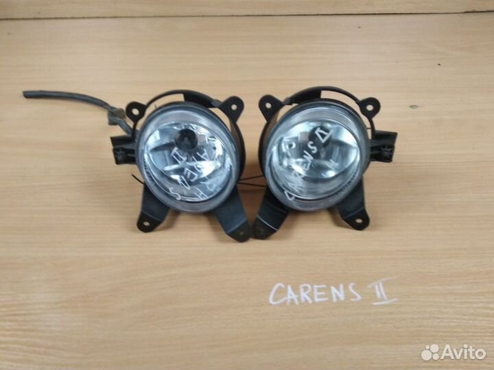Фара противотуманная Kia Carens, 2004г