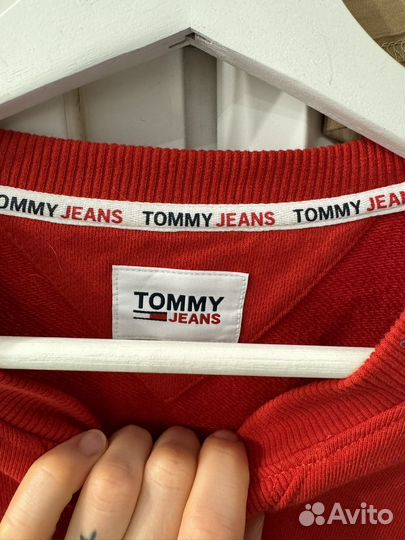 Tommy hilfiger свитшот