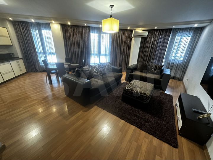 2-к. квартира, 90 м², 6/10 эт.