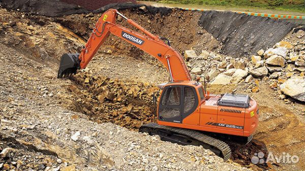 Гусеничный экскаватор Develon DX225NLCA, 2024