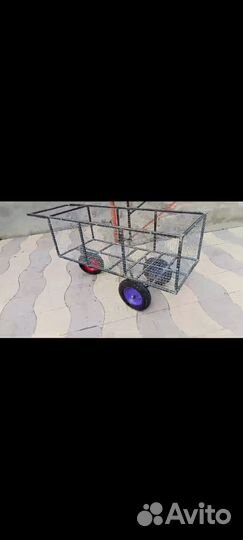 Тачки для кур