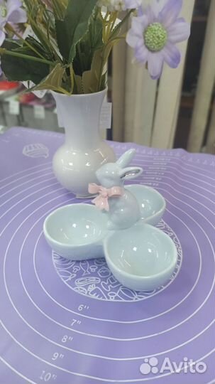 Пасхальный кролик фарфор