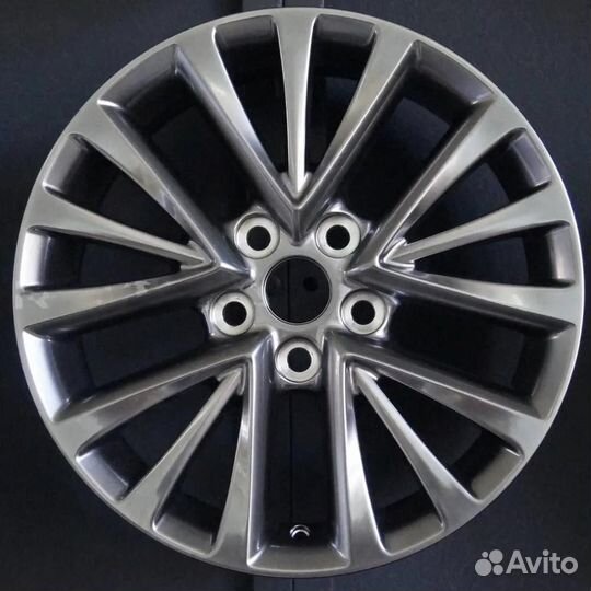 Литые диски R17 5x114.3 hgh в стиле Toyota