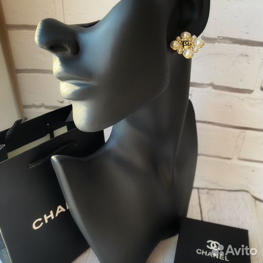 Серьги Chanel