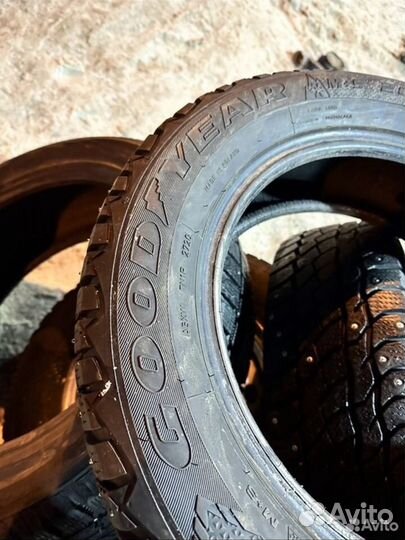 Goodyear Ultragrip 600 205/60 R16