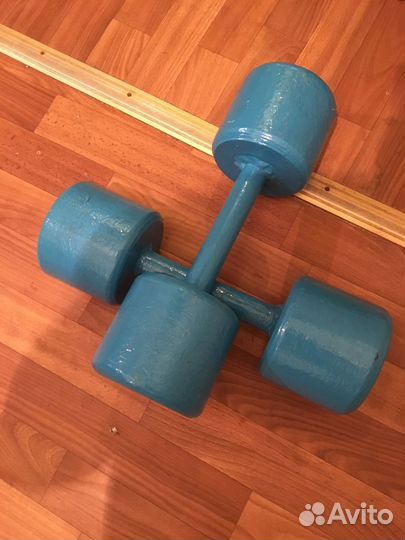 Гантели. 2 штуки по 18 килограммов