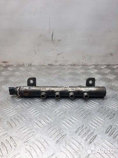 Топливная рампа Opel Astra 1.9 Z19DTH 2007