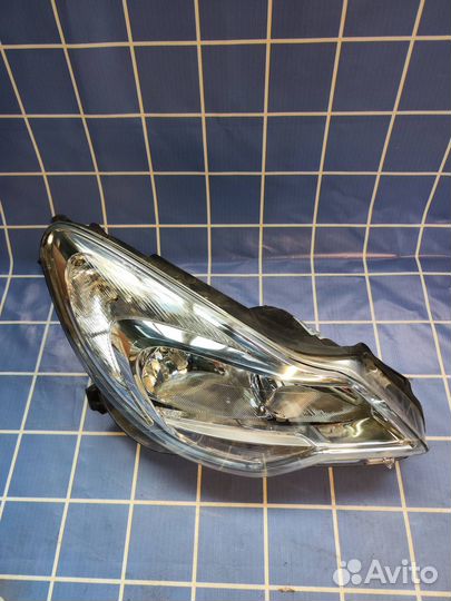 Блок фара правая Opel Corsa D