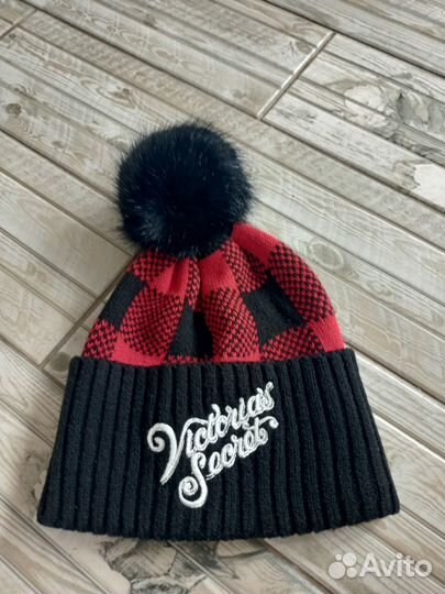 Шапка Viktoria Sikrets оригинал