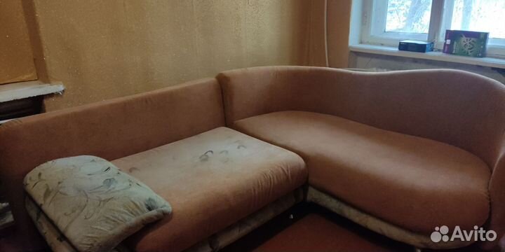 Большой угловой диван