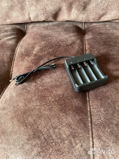 Зарядное устройство для аккумуляторов 18650