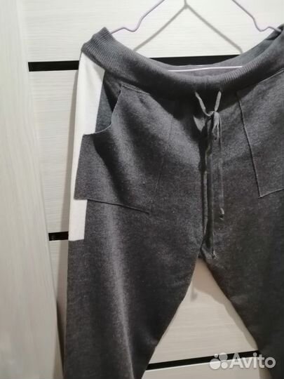 Спортивный костюм женский