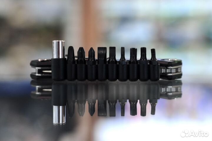 Многофункциональный складной нож (мультитул)