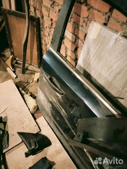 Дверь Опель астра Н 2007 год