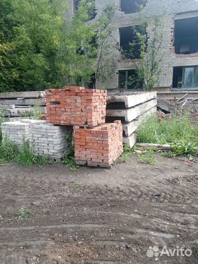 Кирпич бу