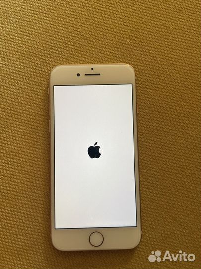 iPhone 8, 64 ГБ