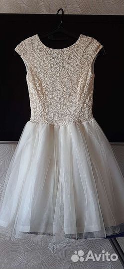 Нарядное платье