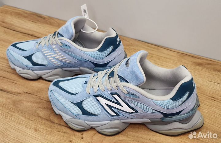 Кроссовки New Balance NB9060 голубые