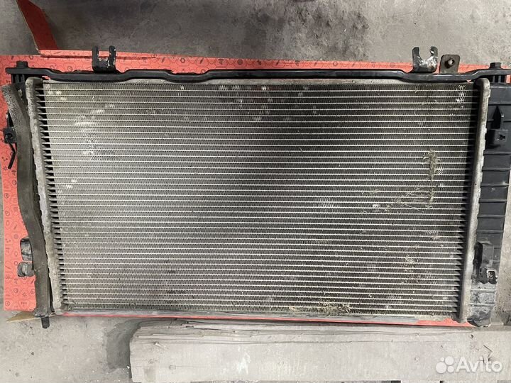 Радиатор охлаждения LADA granta АКПП
