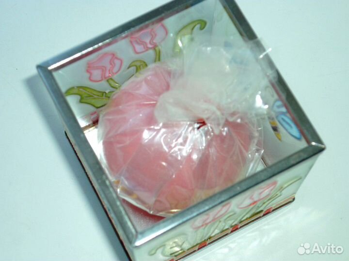 Подсвечник и свечка