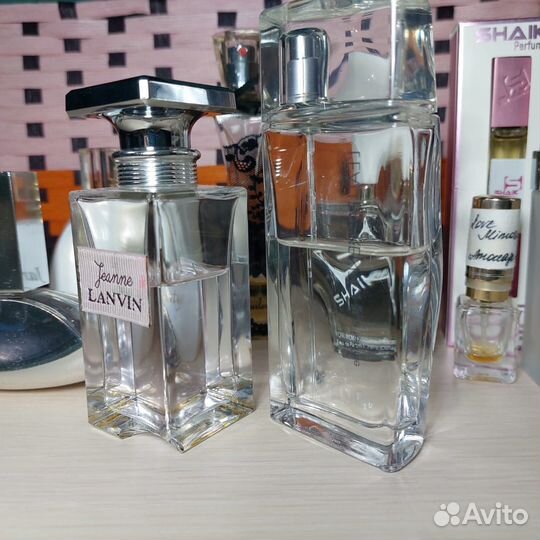 Одним лотом женские духи