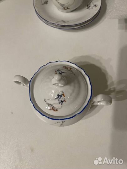 Сахарница гуси