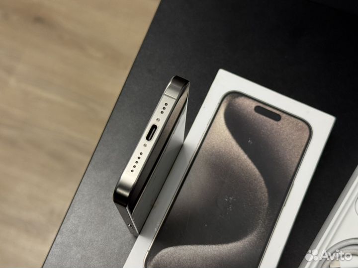 iPhone 15 Pro, 128 ГБ