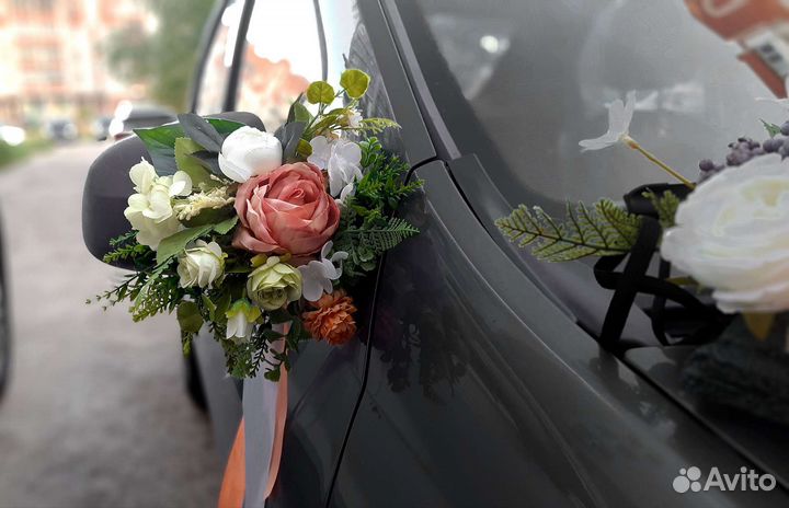 Украшения на свадебную машину