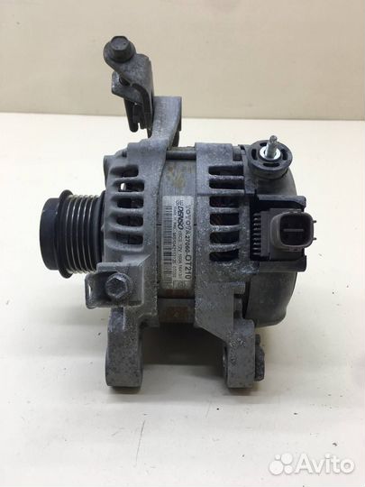 Б/У Б/У Генератор 270600T210 toyota