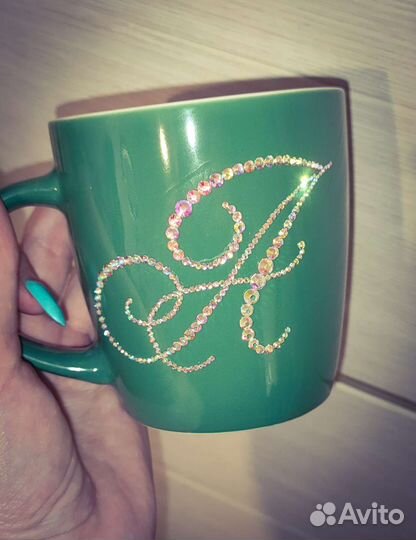 Инкрустация стразами