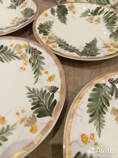 Десертных тарелки и блюдца. Вербилки