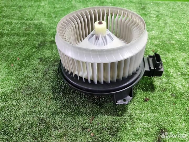 Моторчик печки Dodge Caliber PM 2008