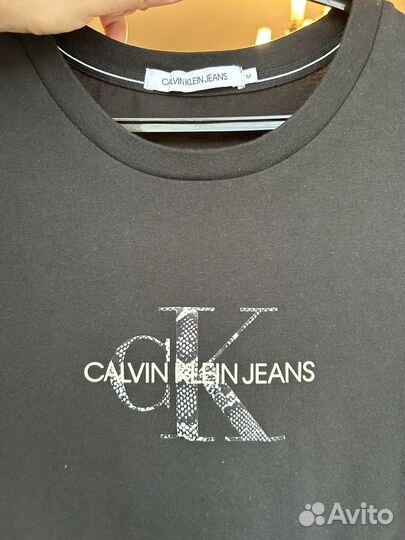 Футболка calvin klein jeans 44-46