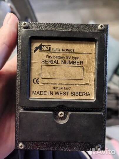 Педаль дисторшн AMT Metalizer