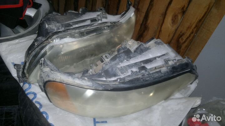 Фары на volvo хс 70
