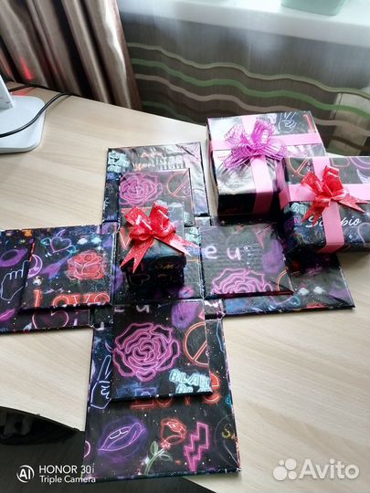 Коробка подарочная