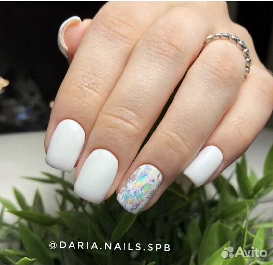 Педикюр с покрытием гель-лаком