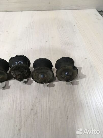 Опора кпп BMW Е39