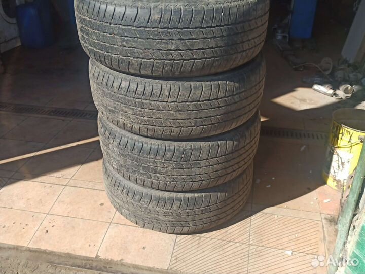 Bridgestone Dueler H/T 684II 265/60 R18 110