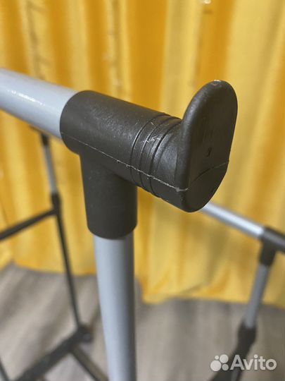 Вешалка для одежды напольная