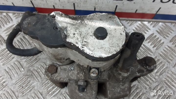 Суппорт задний левый Audi A8 D3/4E 2005