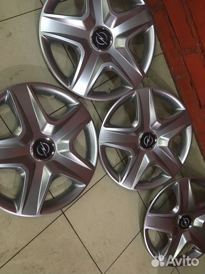 Колпаки на колеса 16